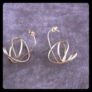 Funky Gold swirl earrings